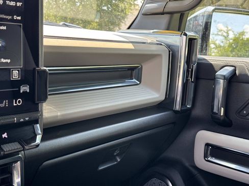 Used 2026 GMC Hummer EV 4x4 Crew Cab w/ Extreme Off-Road Package image 25