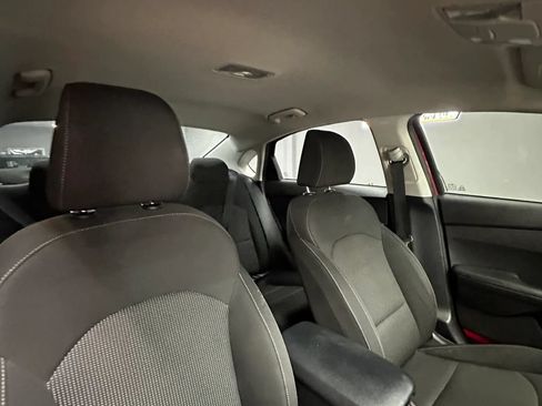 Used 2021 Kia Forte LXS FWD image 30