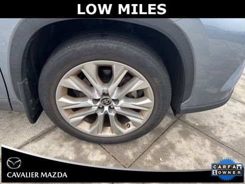 Used 2022 Toyota Highlander Limited image 17