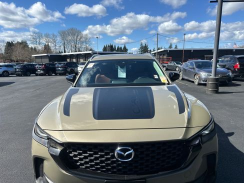 Used 2023 MAZDA CX-50 Meridian Edition w/ Cargo Package AWD/4WD image 10