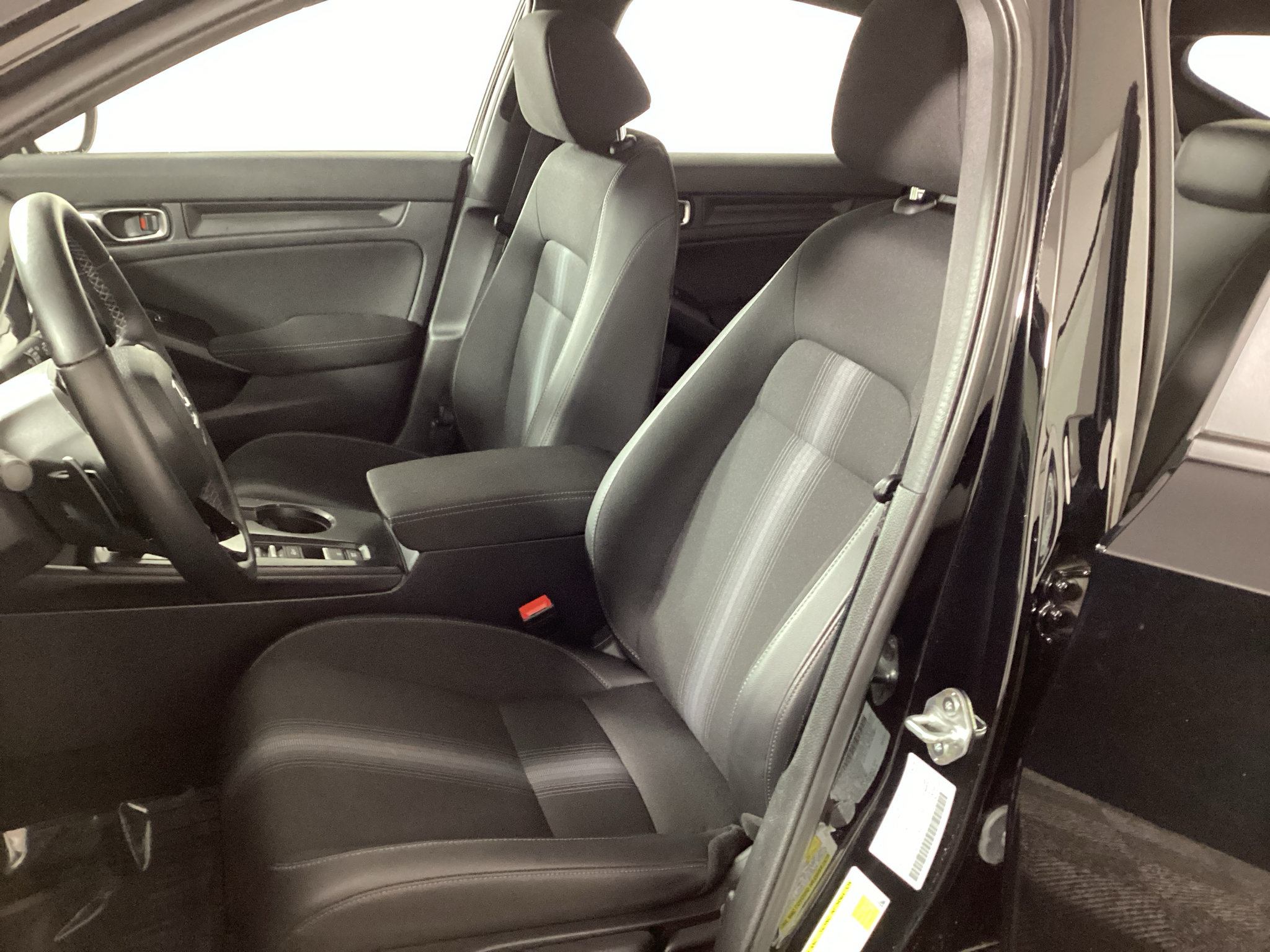 Used 2025 Honda Civic Sport image 14