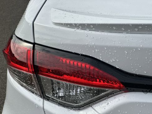 New 2026 Toyota Corolla SE image 18