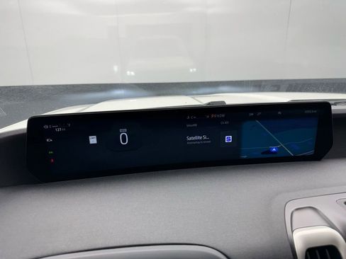 New 2026 Ford Expedition Active image 3