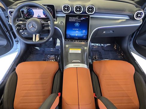 New 2025 Mercedes-Benz C 300 Sedan image 9