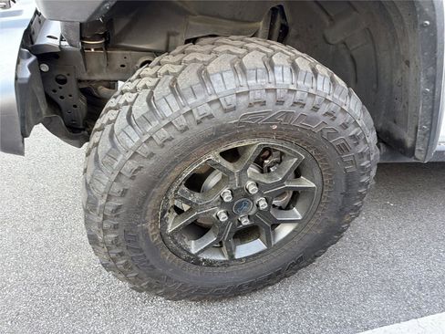 Used 2025 Jeep Wrangler Willys image 7