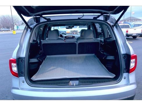 Used 2021 Honda Pilot Special Edition image 11