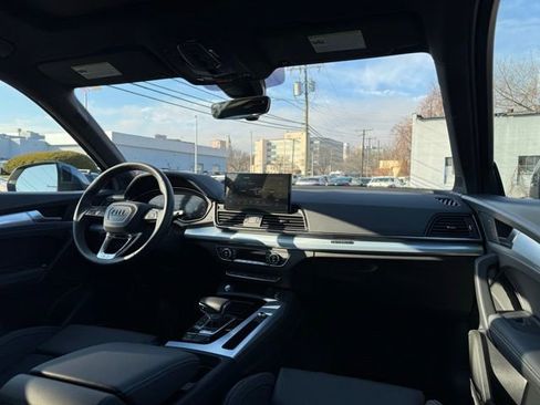 Used 2025 Audi Q5 2.0T Premium Plus image 16