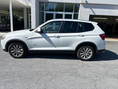 Used 2017 BMW X3 xDrive28i AWD/4WD image 2