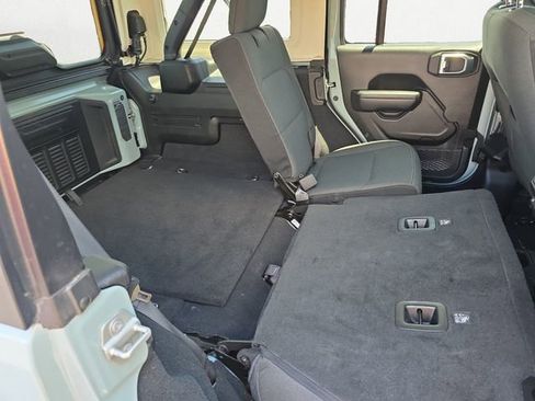 Used 2024 Jeep Wrangler Unlimited Sport AWD/4WD image 24