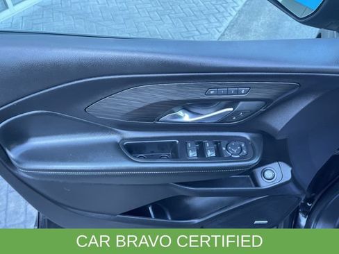 Certified 2024 GMC Terrain SLT w/ Infotainment Package II AWD/4WD image 23