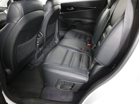 Used 2018 Kia Sorento EX AWD/4WD image 17