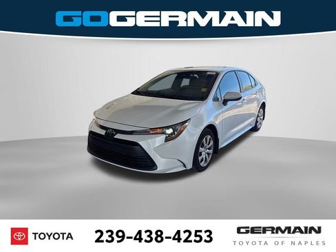 Used 2026 Toyota Corolla LE image 1