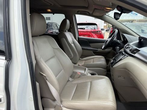 Used 2016 Honda Odyssey Touring image 29