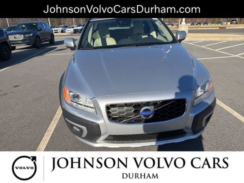 Used 2016 Volvo XC70 T5 Platinum w/ Protection Package image 4