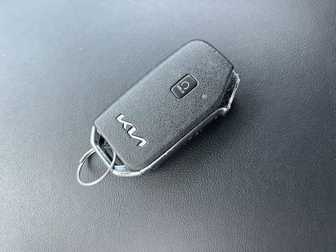 Used 2023 Kia Stinger GT-Line image 33