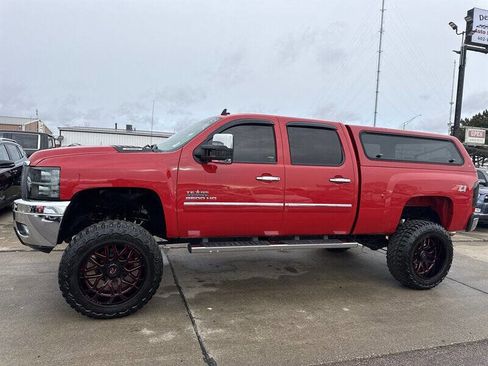 Used 2013 Chevrolet Silverado 2500 LT w/ Texas Edition AWD/4WD image 2