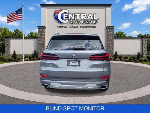 Used 2025 BMW X5 xDrive40i w/ Premium Package AWD/4WD image 7