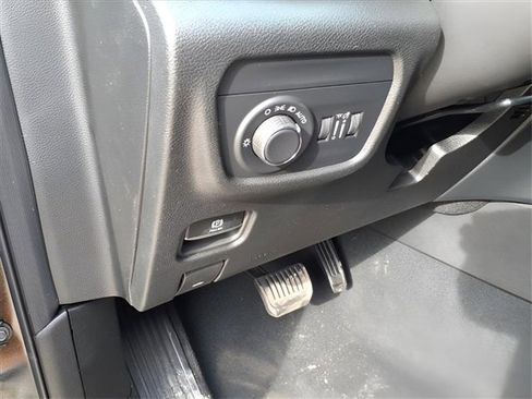 New 2025 Jeep Grand Cherokee Laredo X w/ Luxury Tech Group I image 15