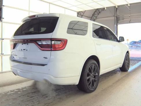 Used 2018 Dodge Durango R/T w/ Technology Group image 2