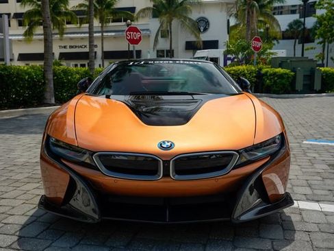 Used 2019 BMW i8 Roadster AWD/4WD image 4