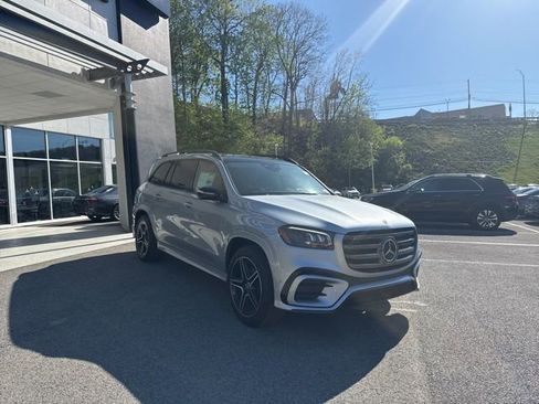 New 2026 Mercedes-Benz GLS 450 4MATIC image 5