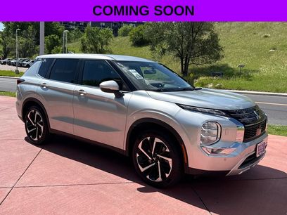 Used 2024 Mitsubishi Outlander SE