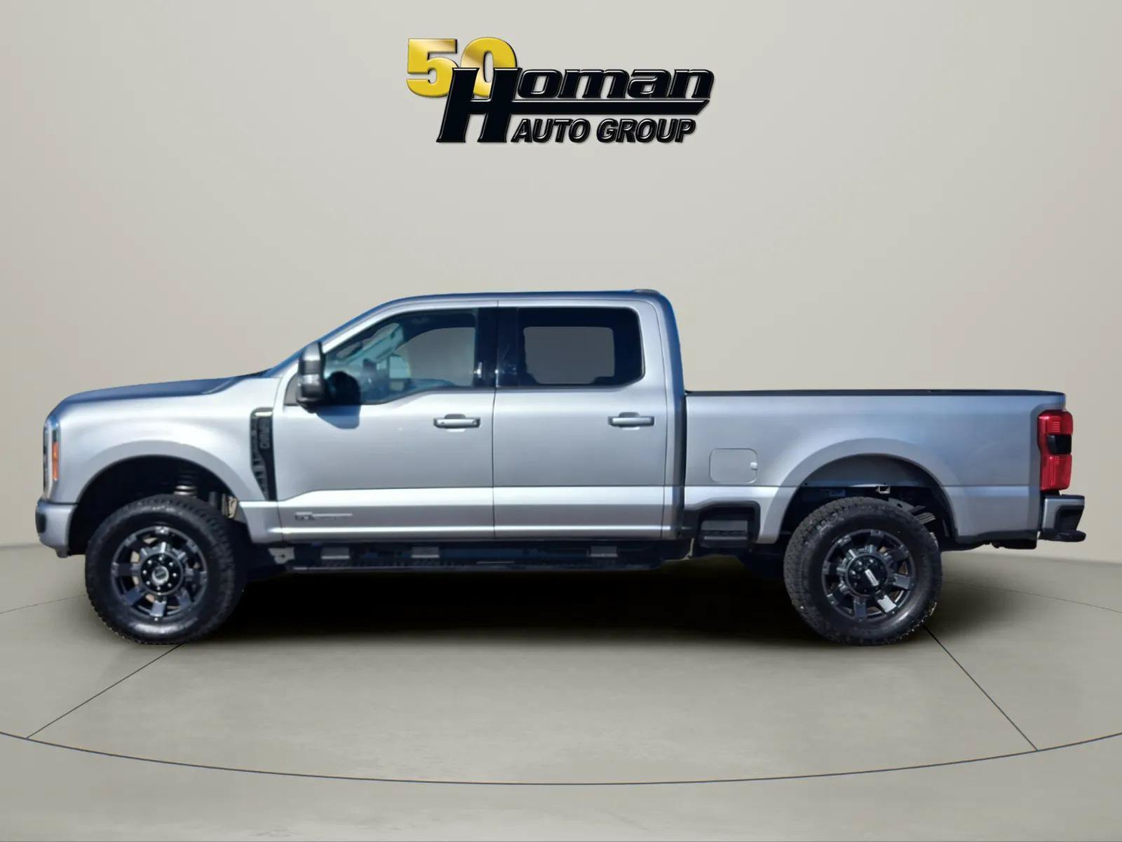 Used 2018 RAM 3500 Laramie AWD/4WD image 2