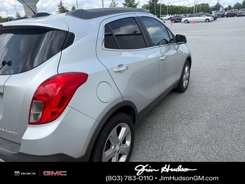 Used 2016 Buick Encore Convenience FWD image 4