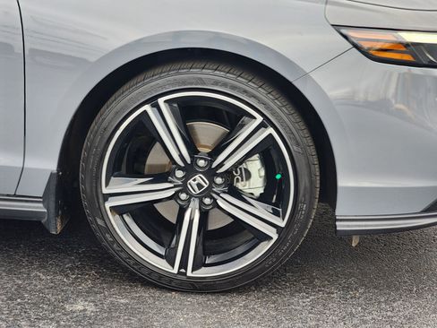 Used 2023 Honda Accord Sport image 6