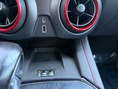 Used 2019 Chevrolet Blazer RS FWD image 13