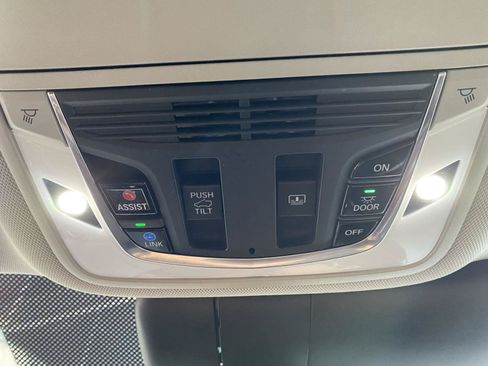Used 2021 Acura RDX FWD image 24