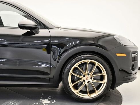 New 2026 Porsche Cayenne Turbo GT AWD/4WD image 11