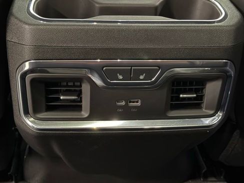 Used 2025 GMC Sierra 3500 Denali Ultimate image 32