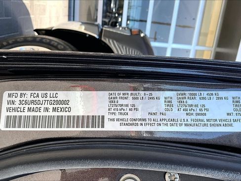 Used 2026 RAM 2500 Big Horn AWD/4WD image 34