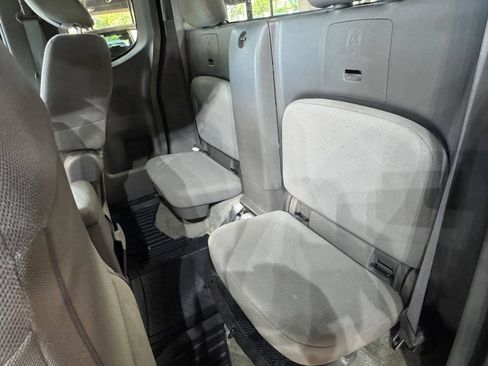 Used 2014 Nissan Frontier S RWD image 14