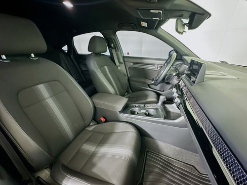 Used 2022 Honda Civic Sport image 28