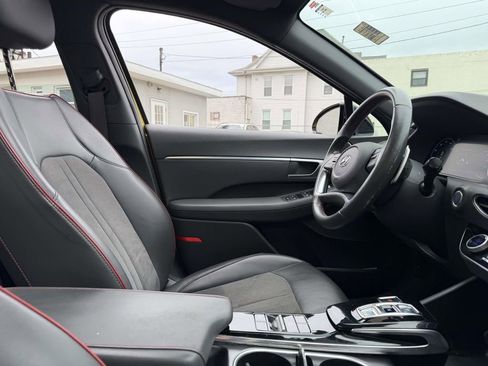 Used 2021 Hyundai Sonata SEL Plus w/ Tech Package FWD image 11