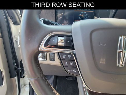 Used 2024 Lincoln Navigator L Reserve AWD/4WD image 23