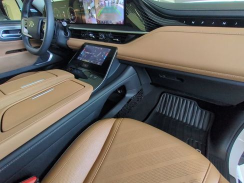 Used 2026 INFINITI QX80 Luxe w/ Cargo Package RWD image 26