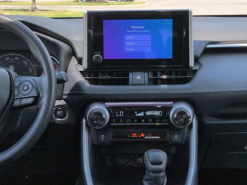 Certified 2024 Toyota RAV4 XLE w/ Convenience Package FWD image 18