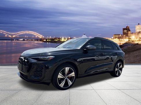 Certified 2026 Audi SQ5 Premium Plus AWD/4WD image 1