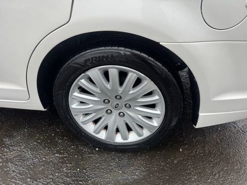 Used 2011 Ford Fusion Hybrid w/ 502A Rapid Spec Order Code image 16