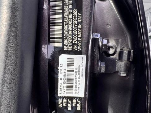 Used 2016 Jeep Renegade Trailhawk image 31