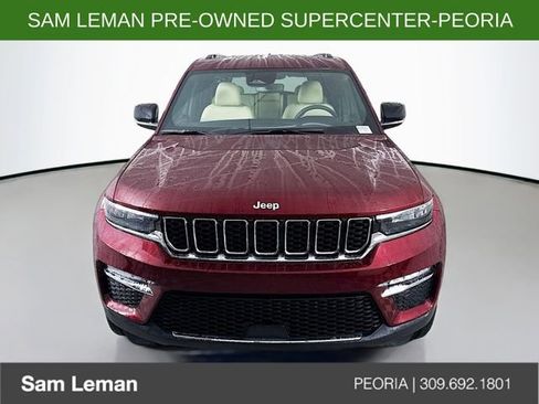 Used 2024 Jeep Grand Cherokee Limited image 2