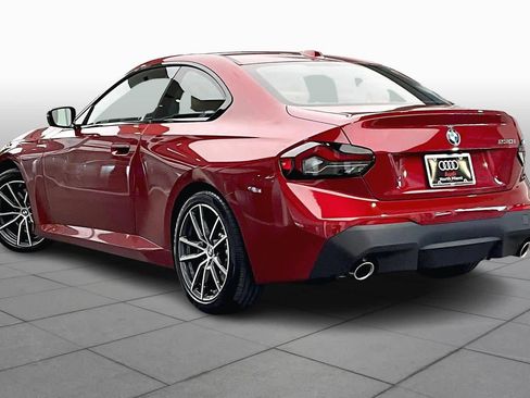 Used 2025 BMW 230i Coupe w/ Convenience Package image 12