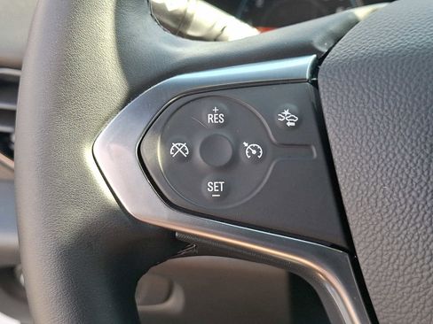 Used 2023 Chevrolet Traverse LT AWD/4WD image 21