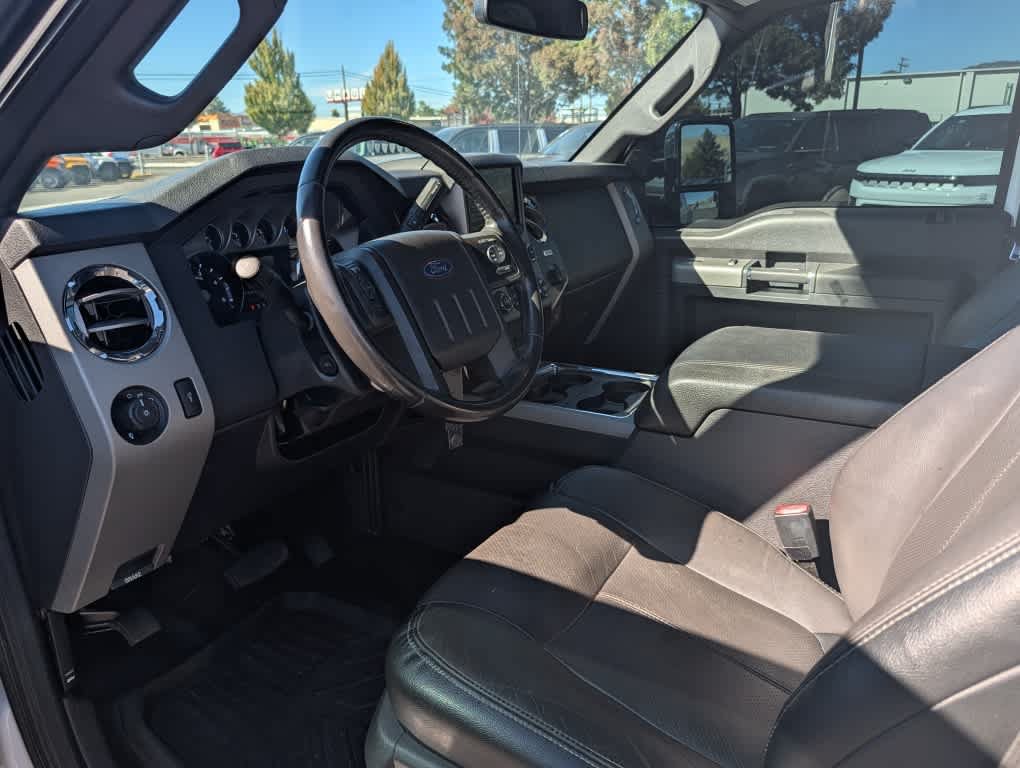 Used 2016 Ford F350 Lariat w/ Lariat Ultimate Package AWD/4WD image 7
