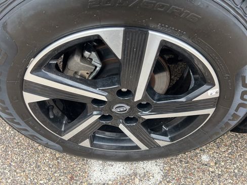 Certified 2024 Nissan Sentra SV image 37