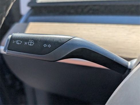 Used 2019 Tesla Model 3 Long Range image 23