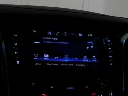 Used 2019 Cadillac Escalade ESV Luxury image 54